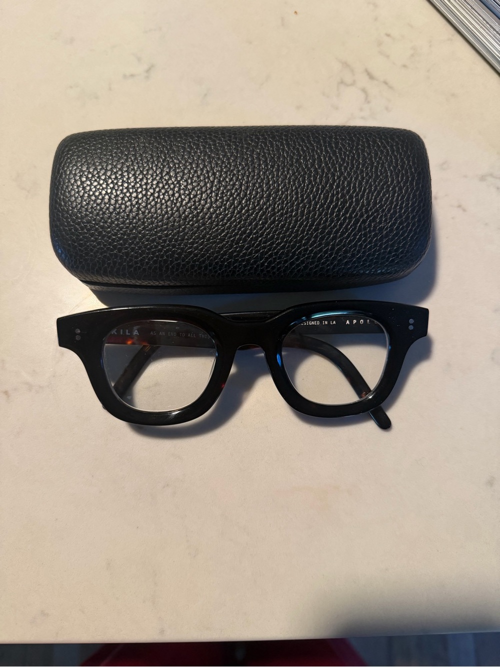 Akila LA Apollo Glasses - black/dark tortoise